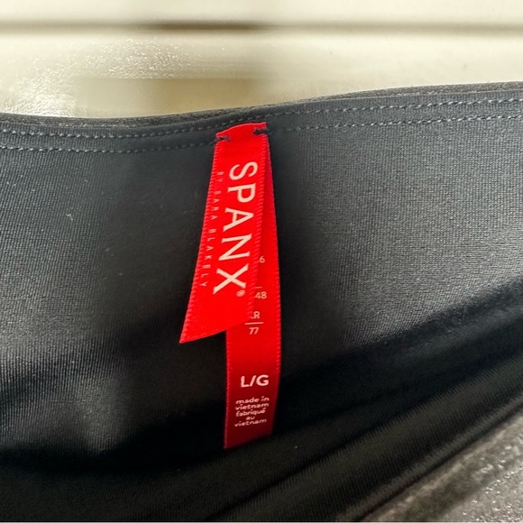 SPANX Black Faux Leather Leggings Size Large - Picture 6 of 11